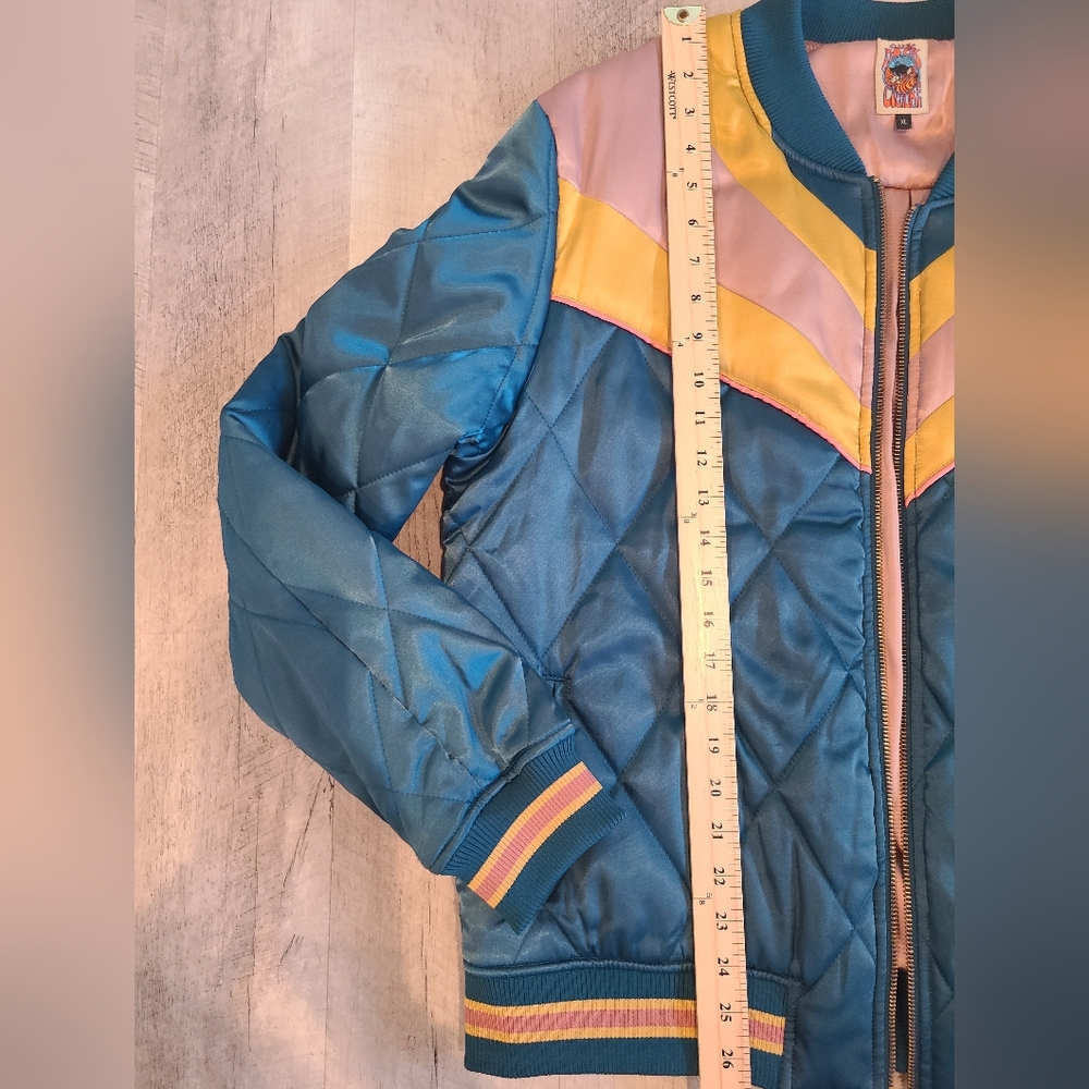 Sunrise Quilted Women's Jacket - Picture 10 of 11